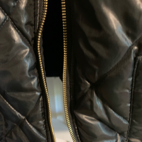 Reversible Vest - Picture 3 of 3